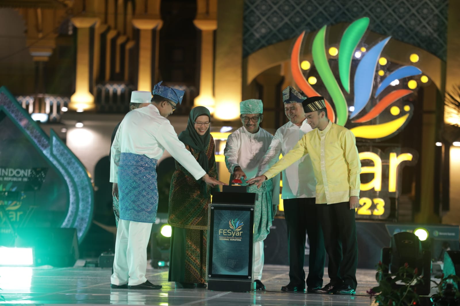 Peresmian Halal Center UINSU di Opening Ceremony Festival Ekonomi Syariah (FESyar) Regional Sumatera 2023