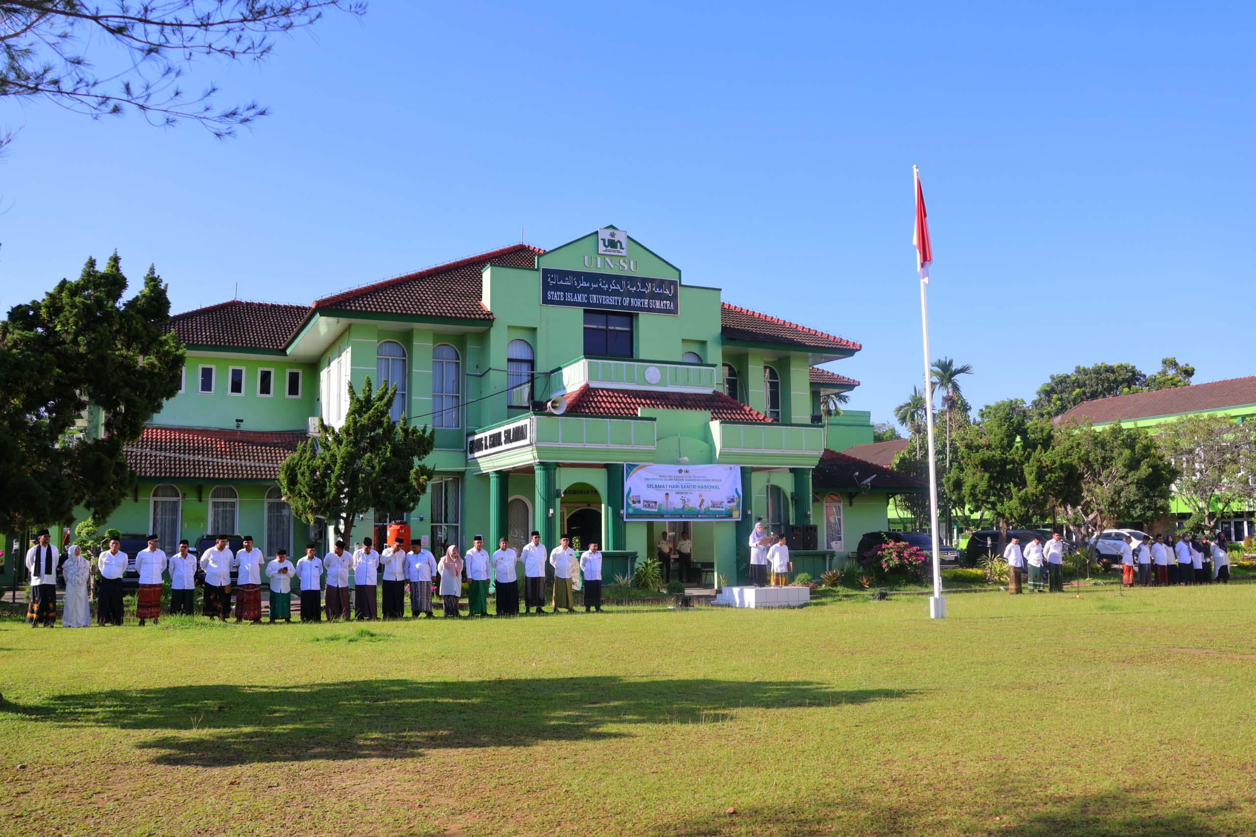 Santri Penyambung Juang, Rengkuh Masa Depan | UINSU Gelar Apel Peringatan Hari Santri