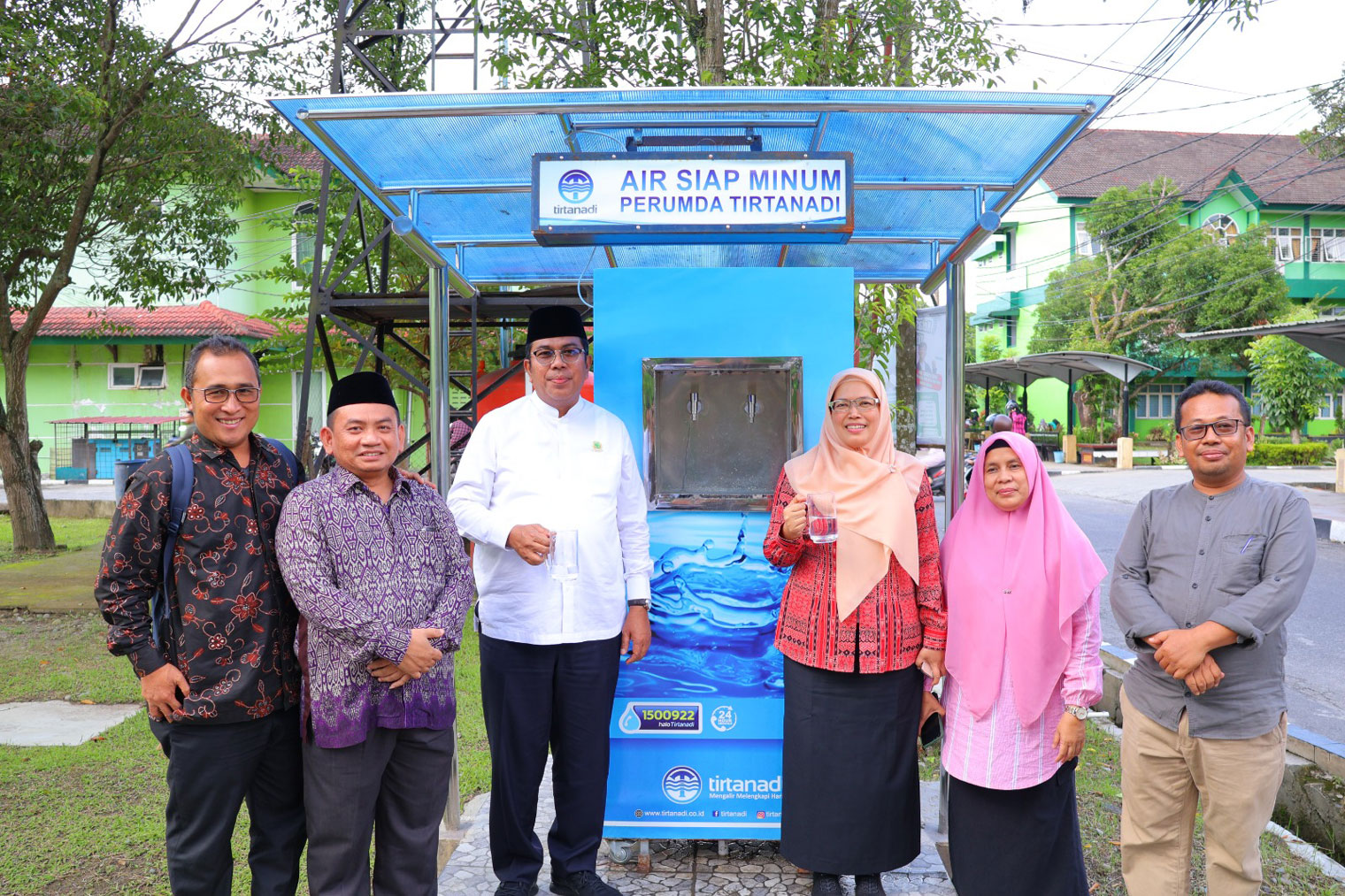 Rektor UINSU Tinjau Hibah Dispenser Air Minum di Kampus II