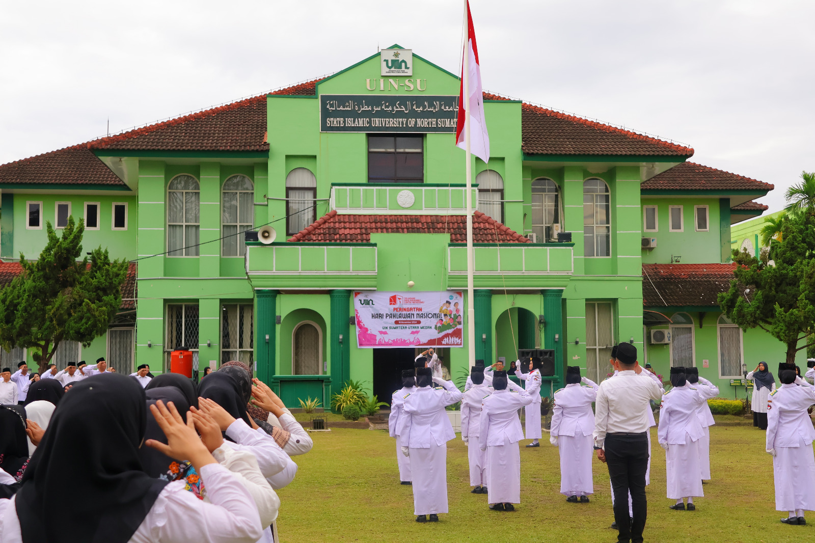 UINSU Medan Gelar Upacara Peringatan Hari Pahlawan 2024 dengan Khidmat