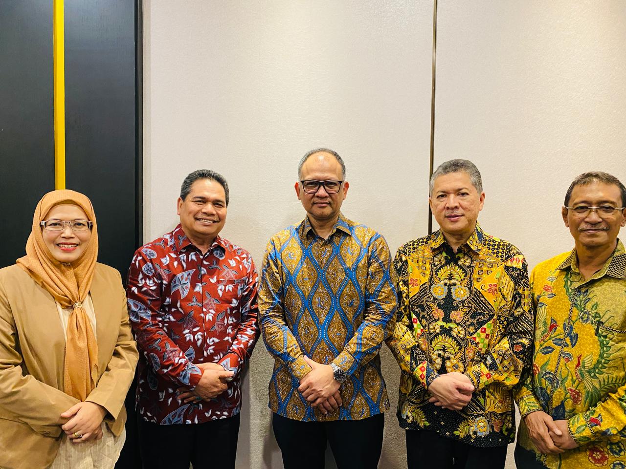 UINSU Hadiri Penetapan Personalia Pengurus BKS-PTN Barat 2025-2027 dan Persiapan SMMPTN Barat 2025