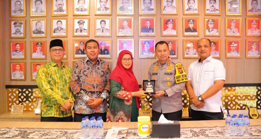 Rektor UIN Sumatera Utara Medan Lakukan Shilaturrahmi ke Kapolrestabes Medan, Bahas Sinergi Keamanan Kampus dan Masyarakat