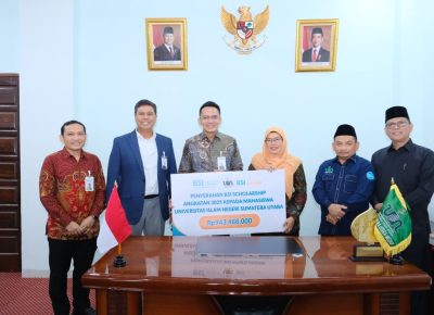 BSI Serahkan Beasiswa Rp 943 Juta kepada 42 Mahasiswa UINSU Medan: Wujud Komitmen Membangun Generasi Unggul