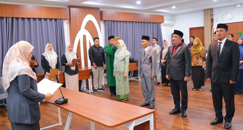 Rektor UINSU Lantik Direktur Pascasarjana dan Sejumlah Pejabat Akademik Baru
