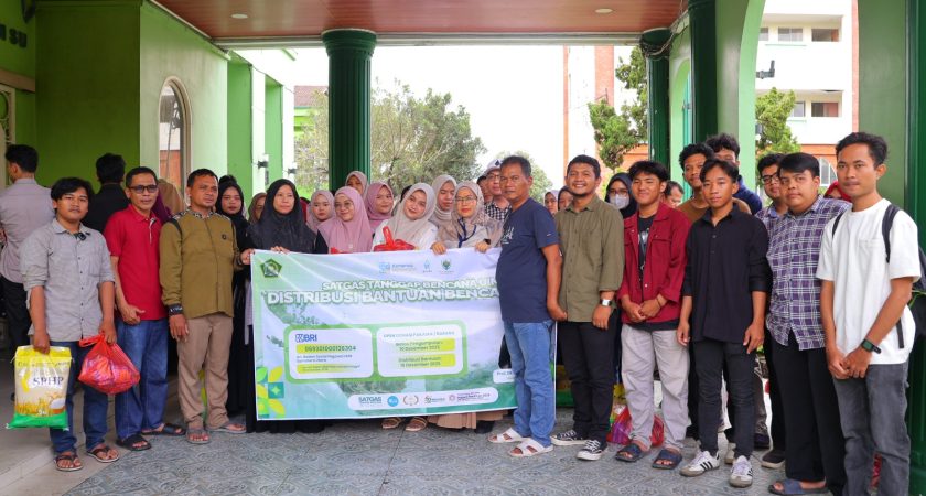 UINSU Distribusikan Bantuan Kemenag bagi Mahasiswa yang Tak Bisa Pulang Akibat Banjir