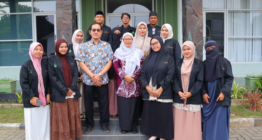 UIN Sumatera Utara Tunjukkan Eksistensi Global, 1 Dosen dan 12 Mahasiswa S2 FITK Jadi Presenter di Konferensi Internasional Malaysia