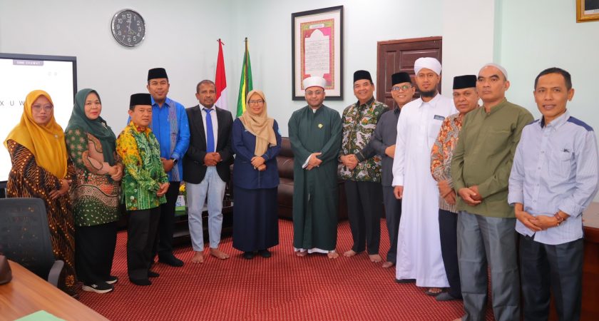Syeikh Keturunan Rasulullah SAW dari Palestina Kunjungi UINSU Medan, Bahas Jihad Pendidikan dan Kerja Sama Akademik