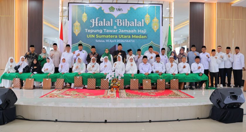 Hangat dan Khidmat, UINSU Medan Gelar Halalbihalal Sekaligus Tepung Tawar 14 Calon Jemaah Haji