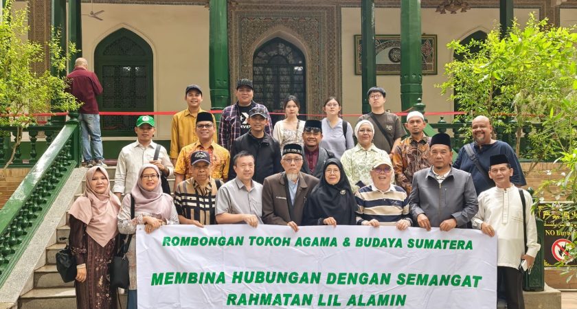 Menelusuri Peradaban Islam dan Budaya Tiongkok: Prof. Nurhayati dan Tokoh Islam Sumatera Kunjungi Xinjiang, Kashgar, dan Beijing