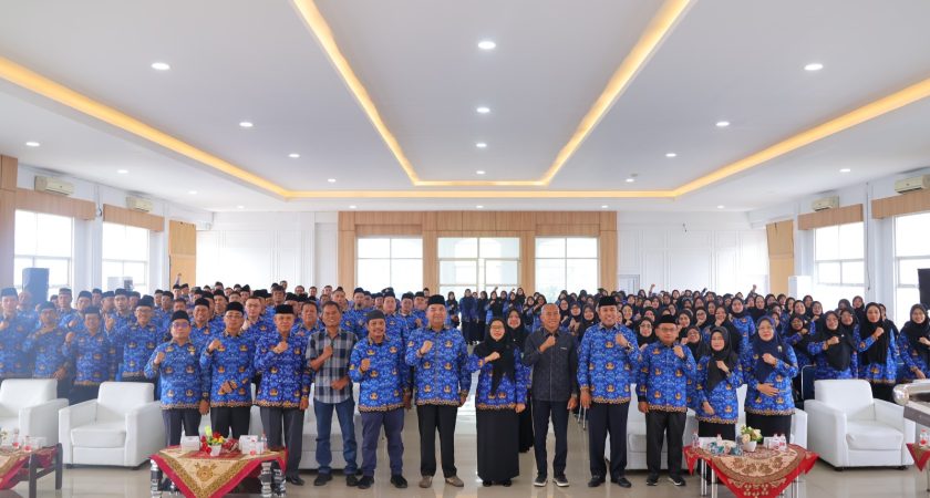 Sentuhan Humanis Kuliah Umum UINSU Medan: Mengupas Rahasia Umur Panjang Roseto, Keajaiban Senyum, hingga Analisa Tulisan Tangan