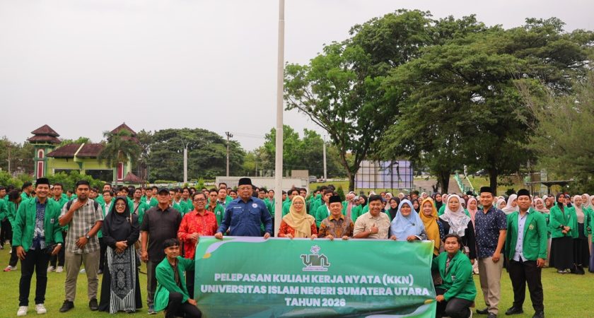 Rektor UINSU Lepas 5.000 Mahasiswa KKN 2026: “Jadilah Teladan dan Beri Dampak Positif Bagi Masyarakat”