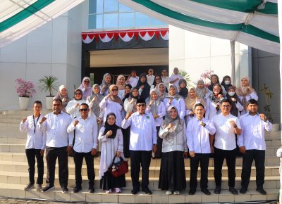 Prof. Muzakkir Pimpin Apel Pagi UINSU, Ajak Pegawai Wujudkan Generasi “Rahmat bagi Semesta” pada PBAK 2026